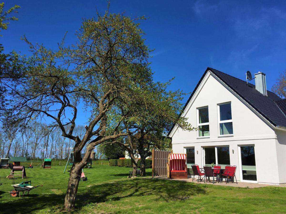 Ferienhaus Sommerbrise, Hof Zur Sonnenseite Fehmarn, 4 Sterne Extérieur photo